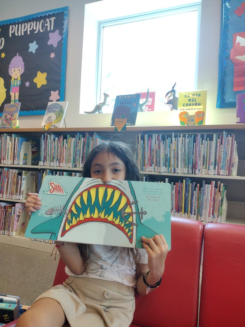 Stanaker Neighborhood Library - Photo 7