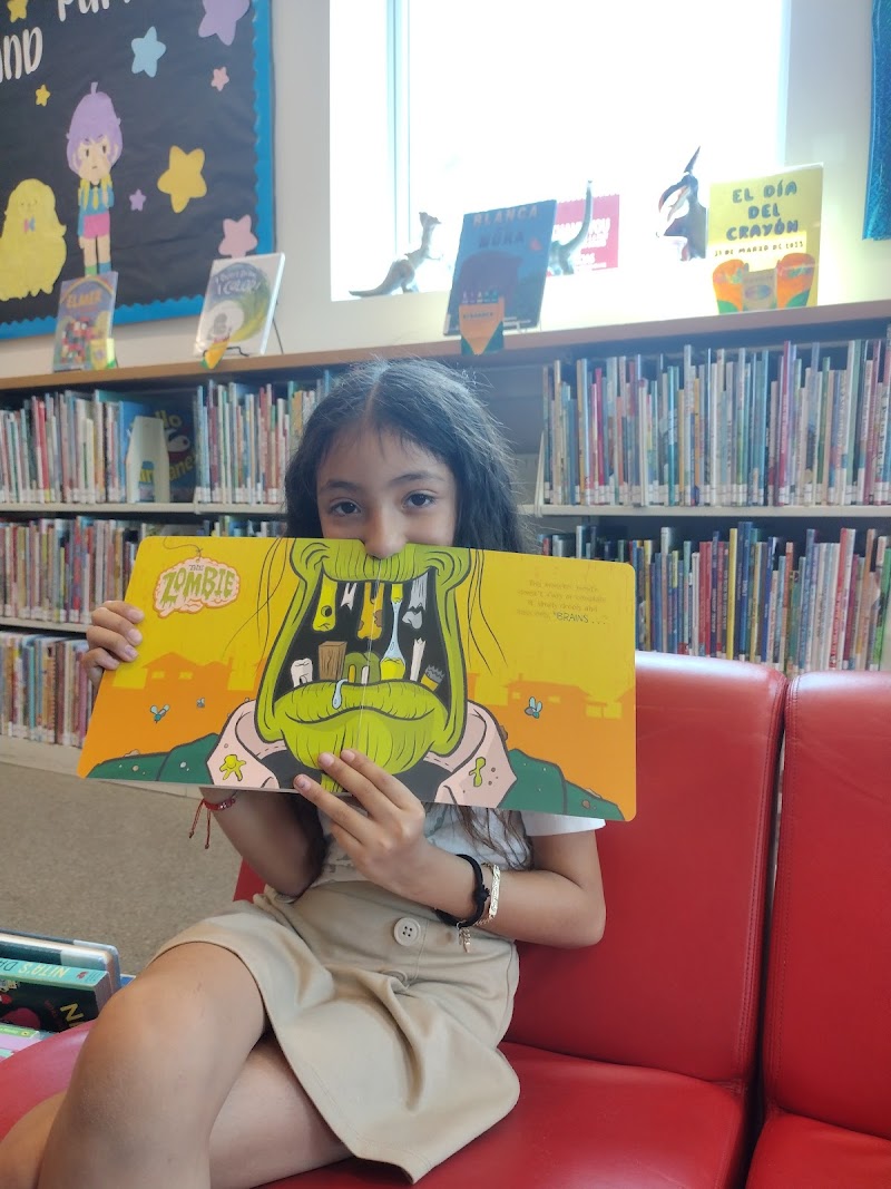 Stanaker Neighborhood Library - Photo 8