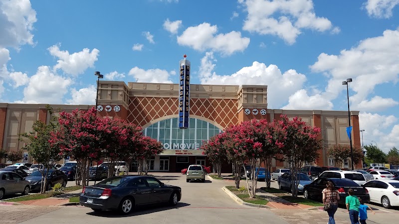 Studio Movie Grill