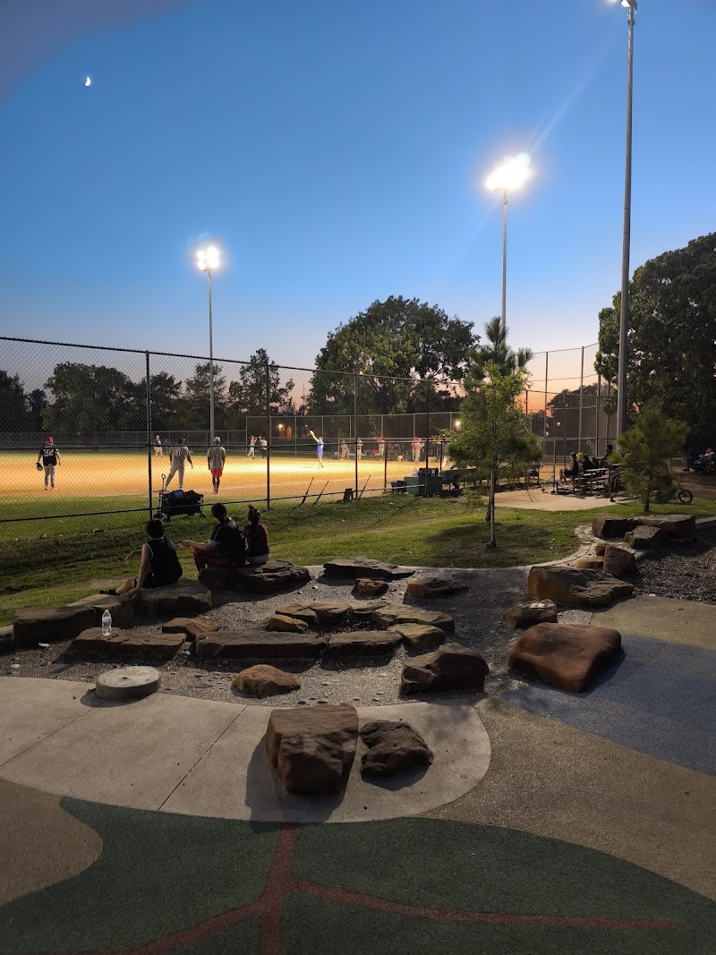 TC Jester Playground - Photo 8