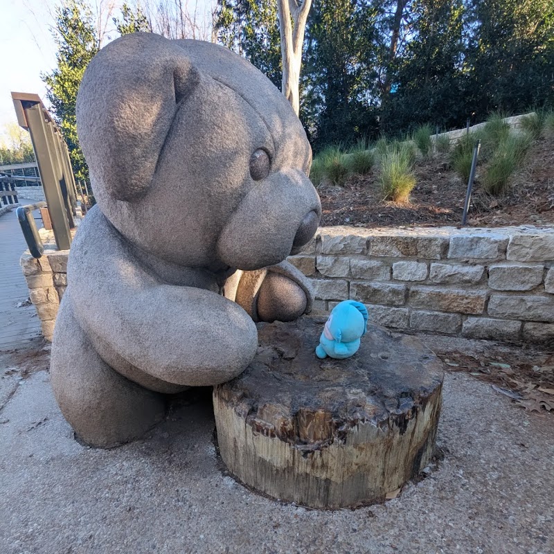 Teddy Bear Statues in Lakeside Park