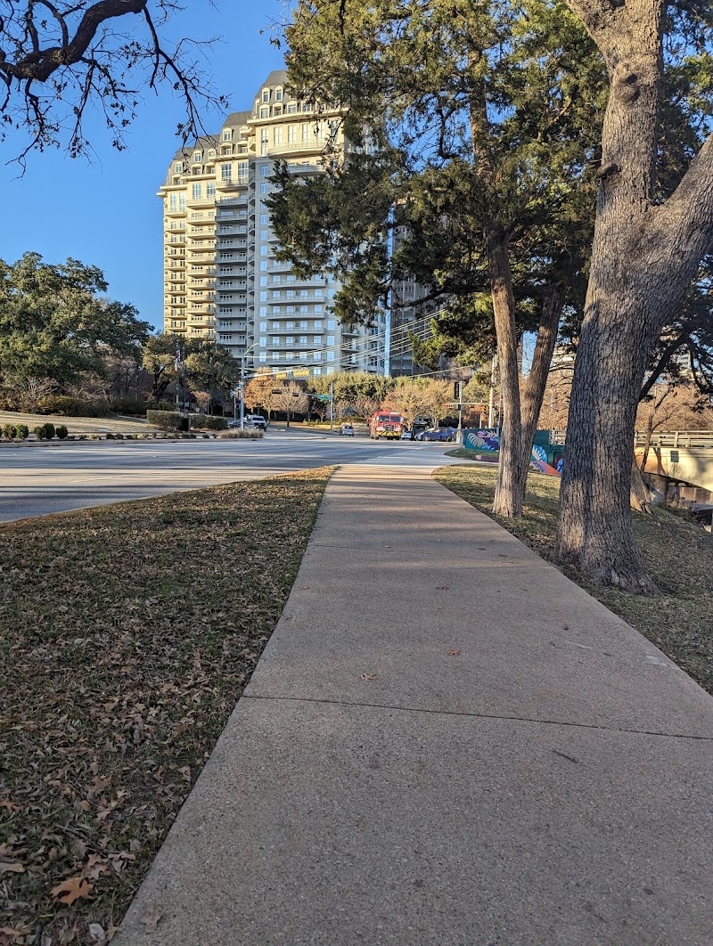 Turtle Creek Park - Photo 5