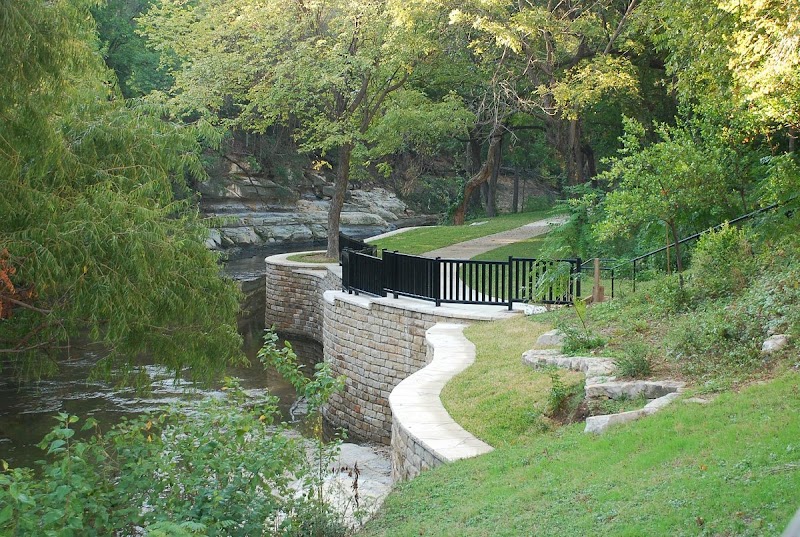 Turtle Creek Park - Photo 8