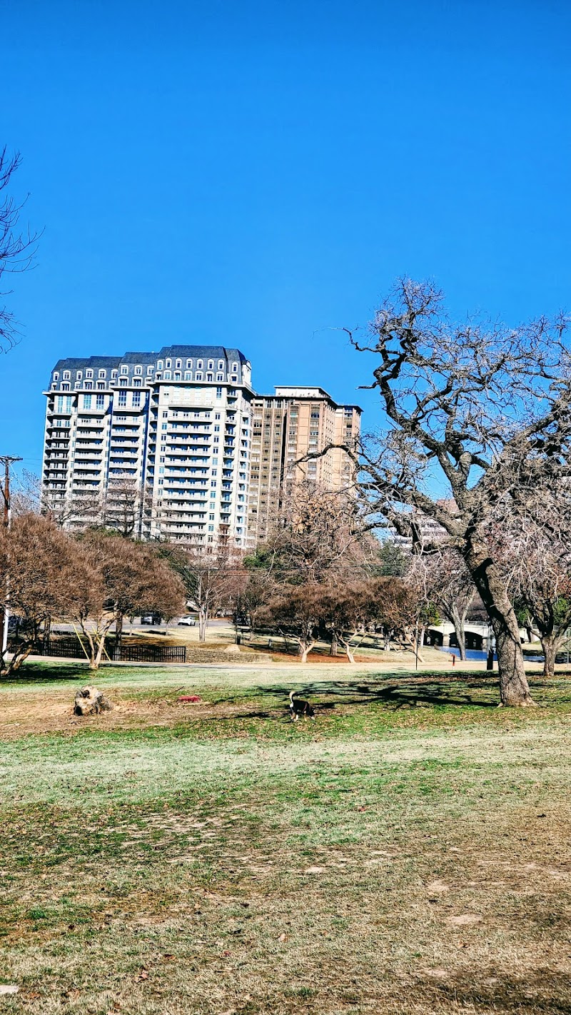 Turtle Creek Parkway Park - Photo 2