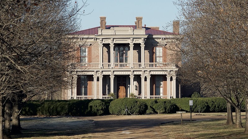 Two Rivers Mansion