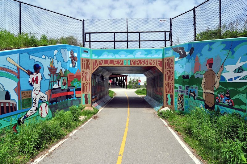 Urban Ecology Center - Menomonee Valley / Silver City