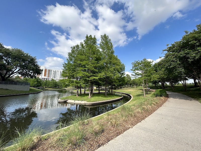 Vitruvian Park - Photo 5
