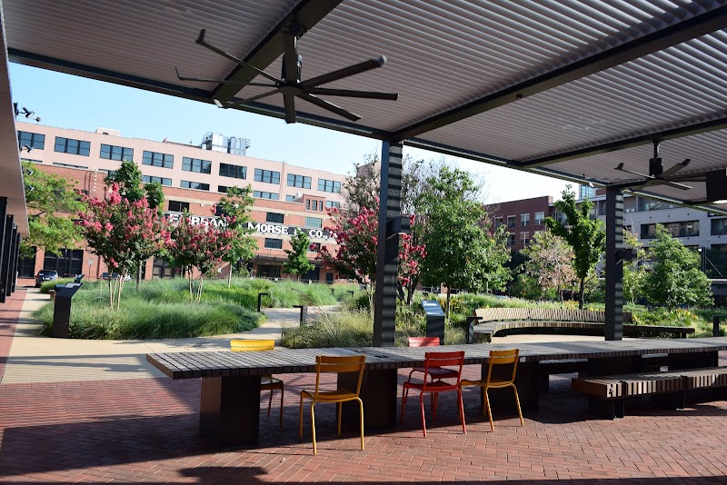 West End Square - Photo 2