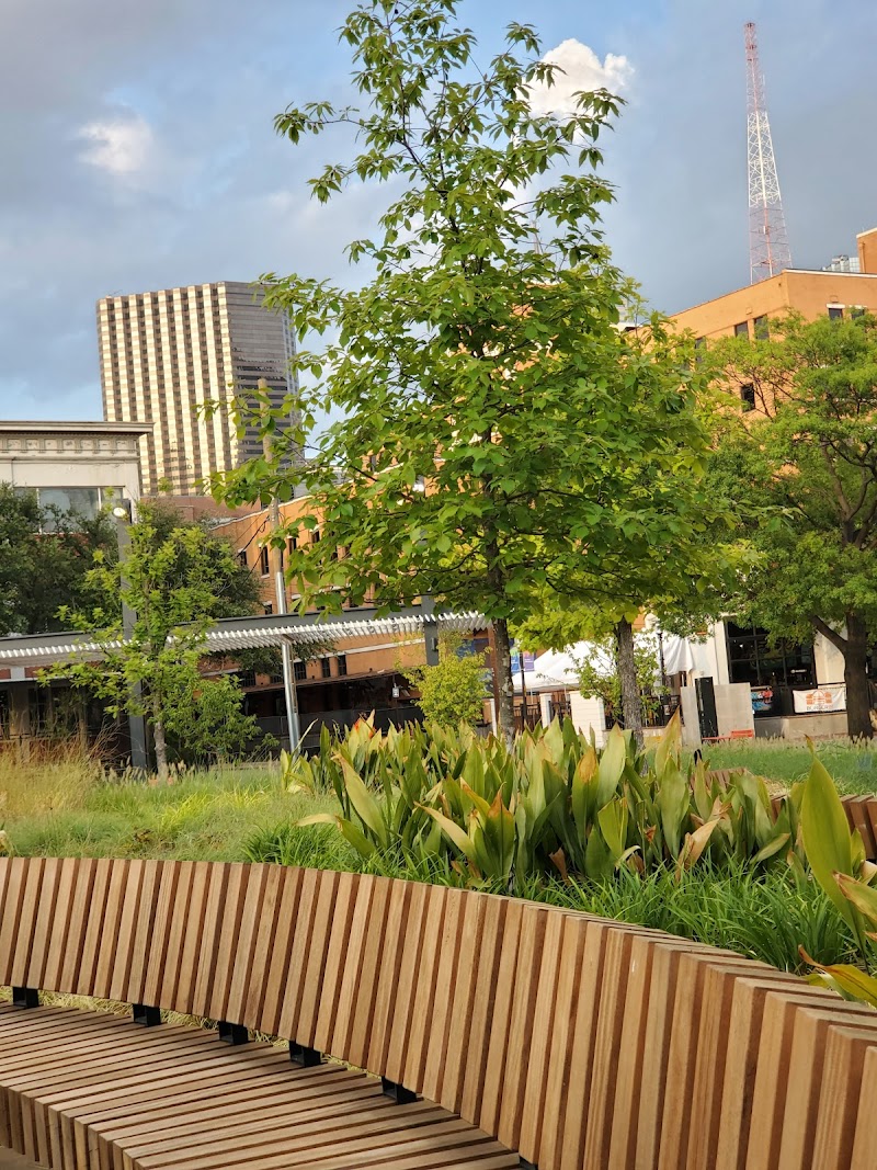 West End Square - Photo 8
