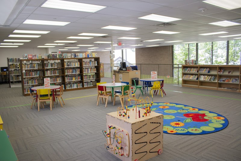 West University Branch Library - Photo 2
