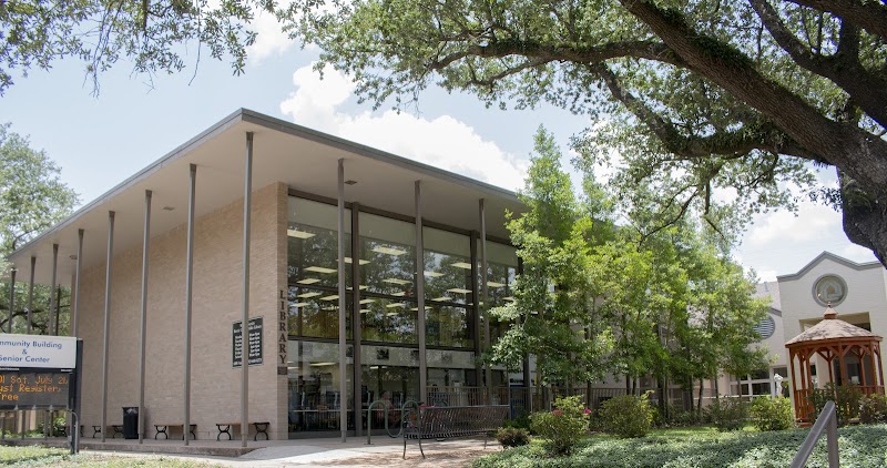West University Branch Library - Photo 7