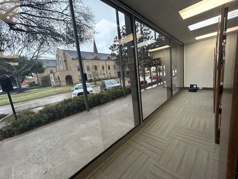 West University Branch Library - Photo 8