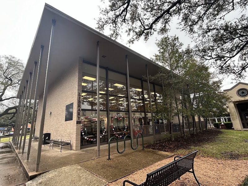 West University Branch Library - Photo 9