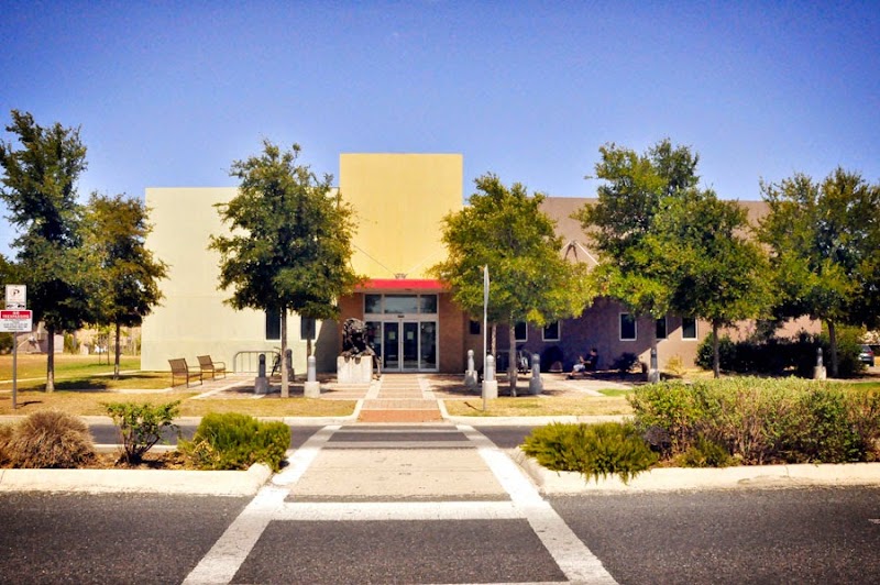 Windsor Park Branch, Austin Public Library